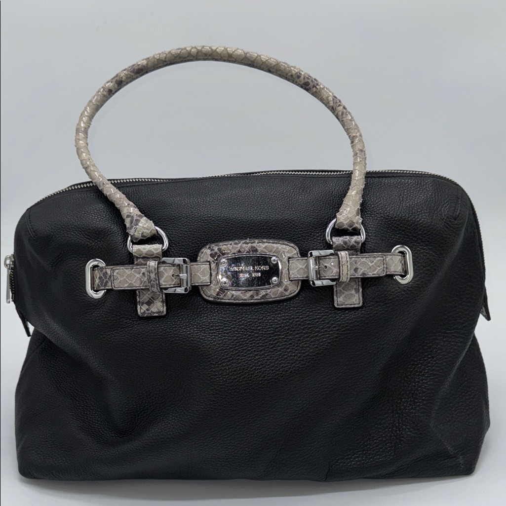 Michael Kors X-Large Black Hamilton Weekender Travel Bag